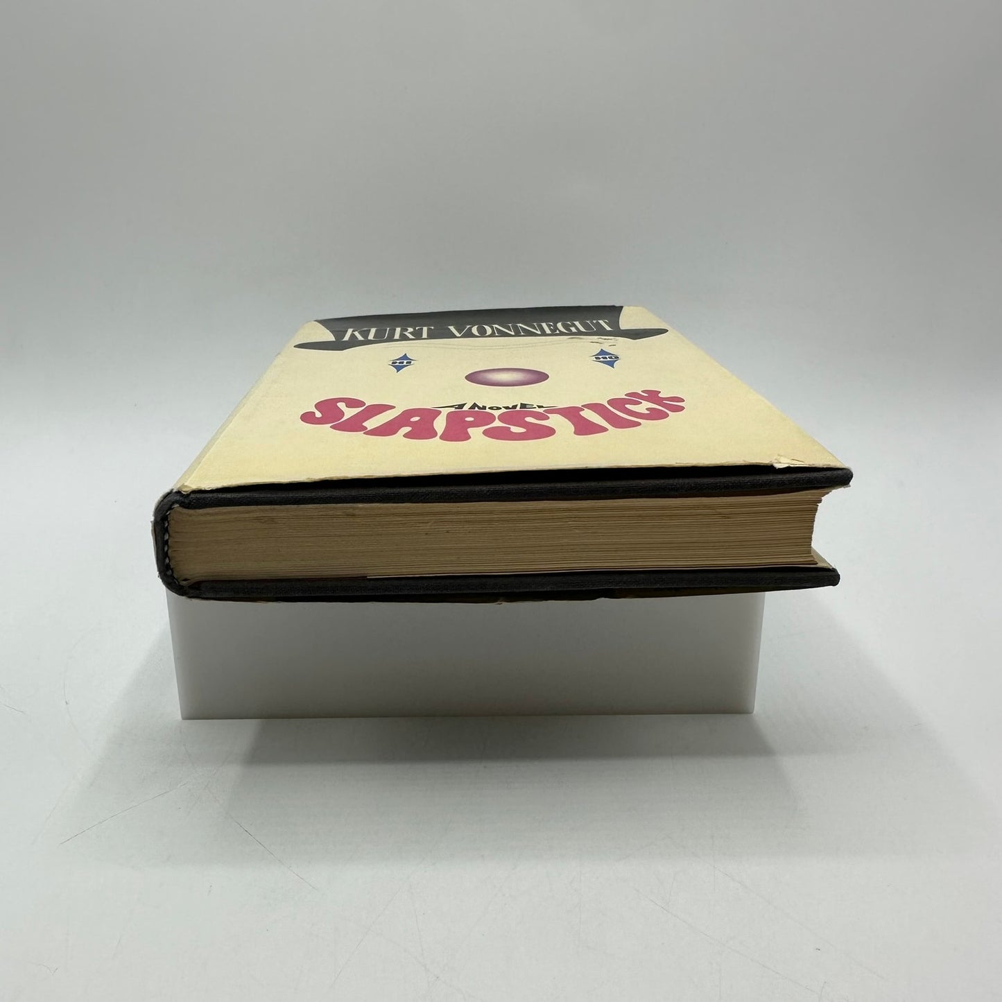 Slapstick or Lonesome No More Kurt Vonnegut Humor Satire Science Fiction Novel