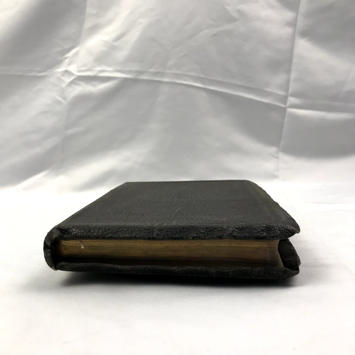 The Holy Bible The Old & New Testaments Bourgeois 8vo Self-Pronouncing 1920's