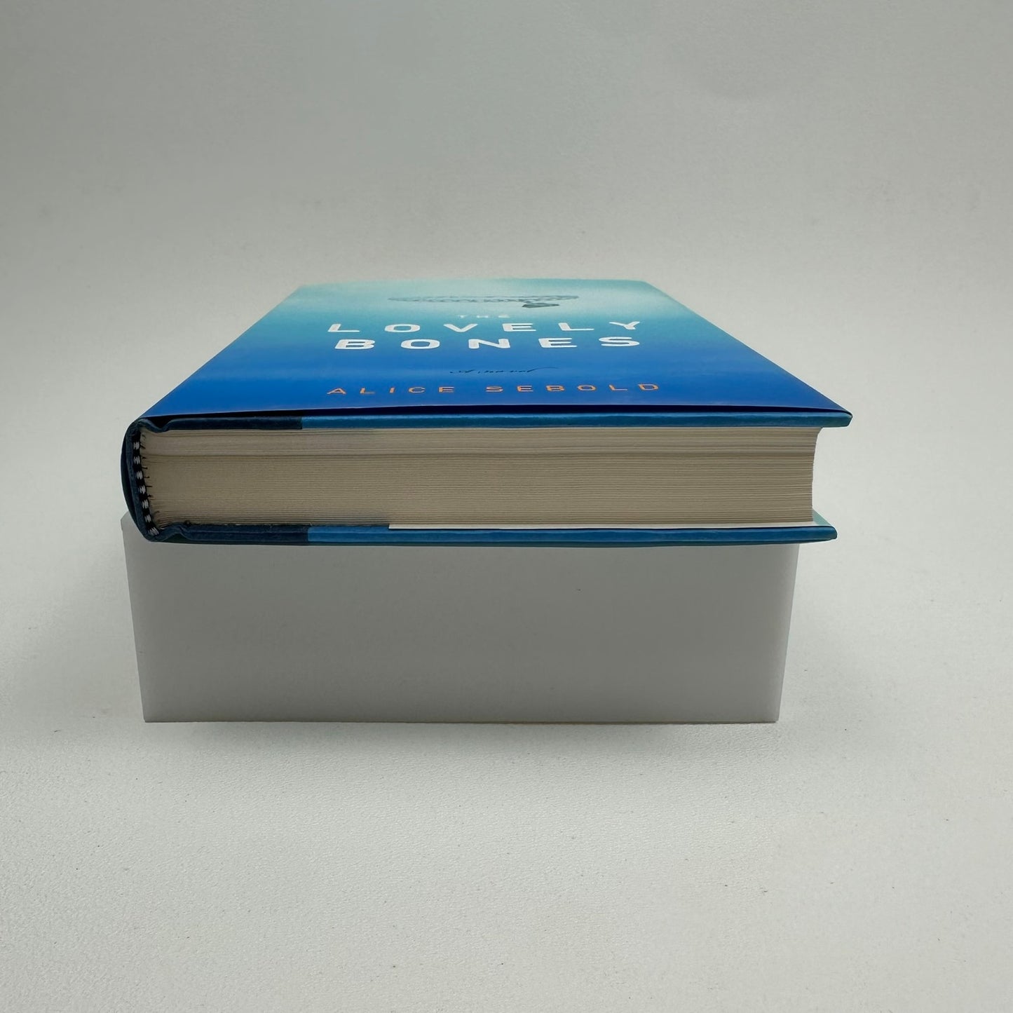 The Lovely Bones Alice Sebold SIGNED Domestic Mystery Thriller Crime Adult Novel