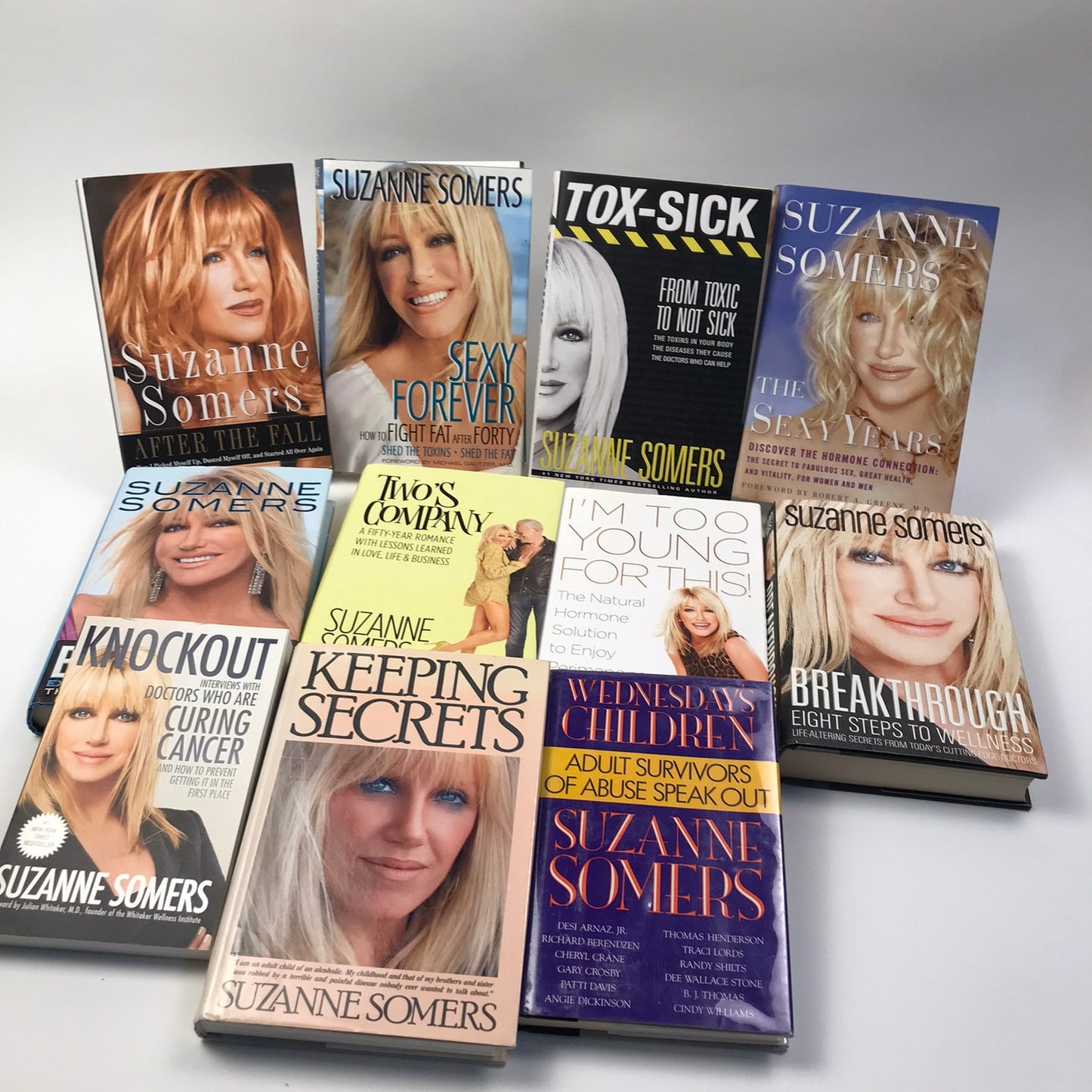 Suzanne Somers Lot of 11 Books and Breakthrough Tour DVD Signed Self Help Health
