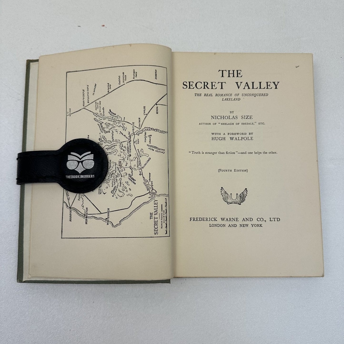 The Secret Valley Nicholas Size 1930 Fourth Edition Lakeland Romance Warne