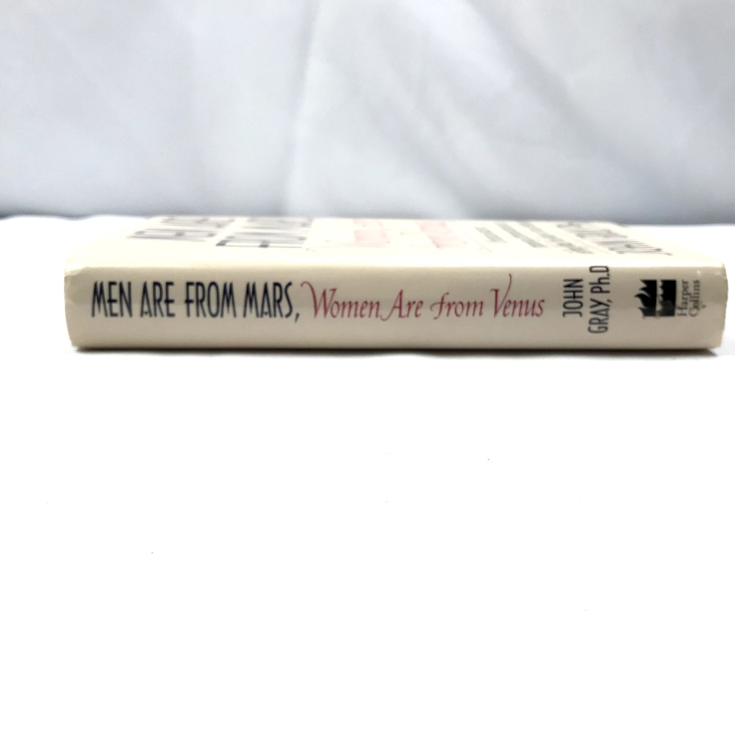 Men Are from Mars, Women Are from Venus Hardcover 1st Edition by John Gray 1992