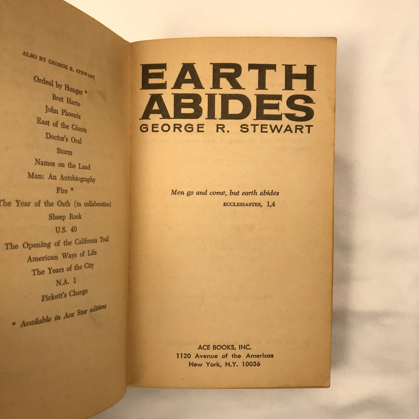 Earth Abides American Science Fiction Paperback Novel by George R Stewart 1962