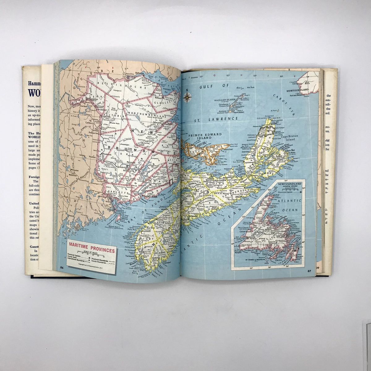 Hammond Family Reference: World Atlas Illustrated Hardcover Reference Book 1966