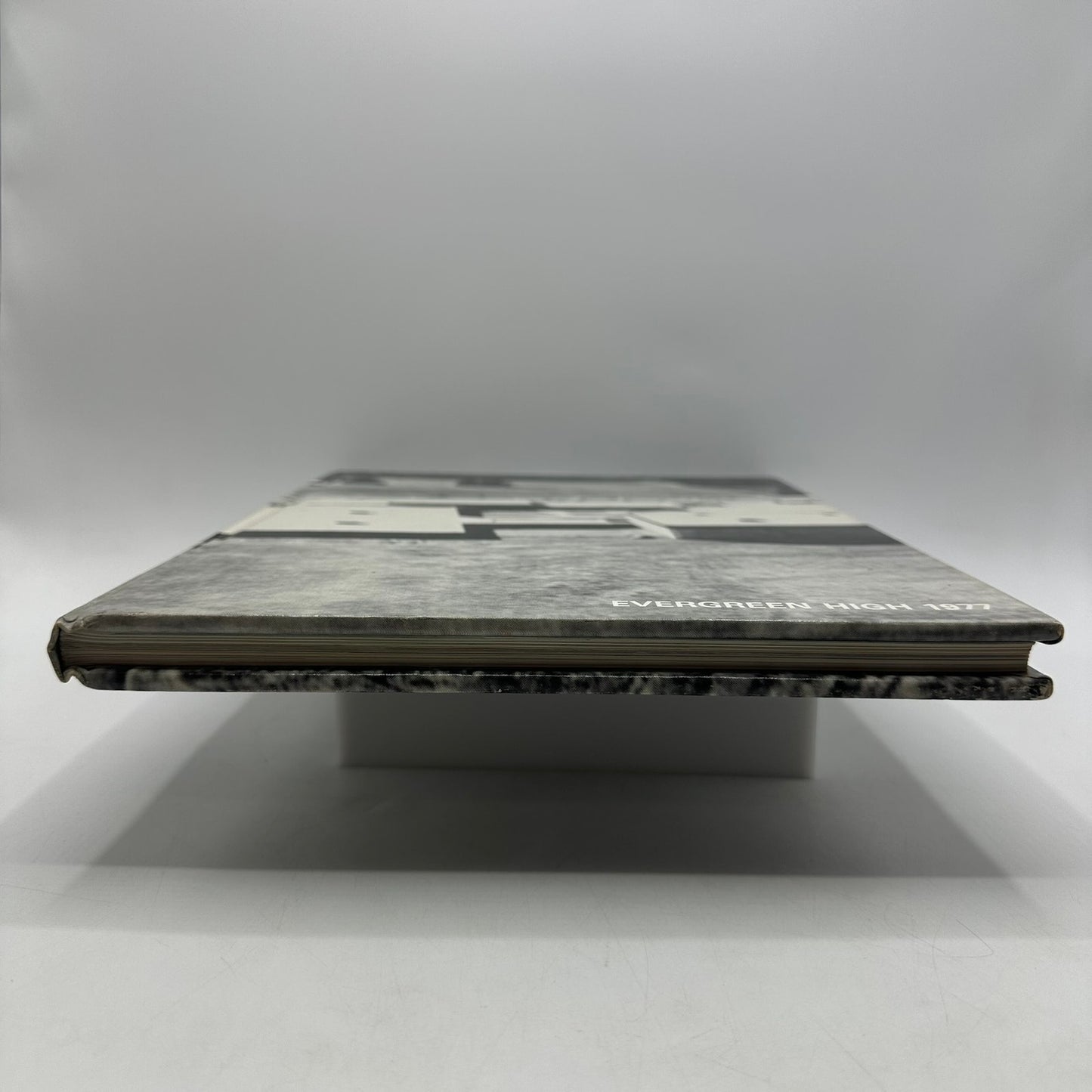 Evergreen High School 1977 Annual Yearbook Historical Memorabilia Vancouver WA