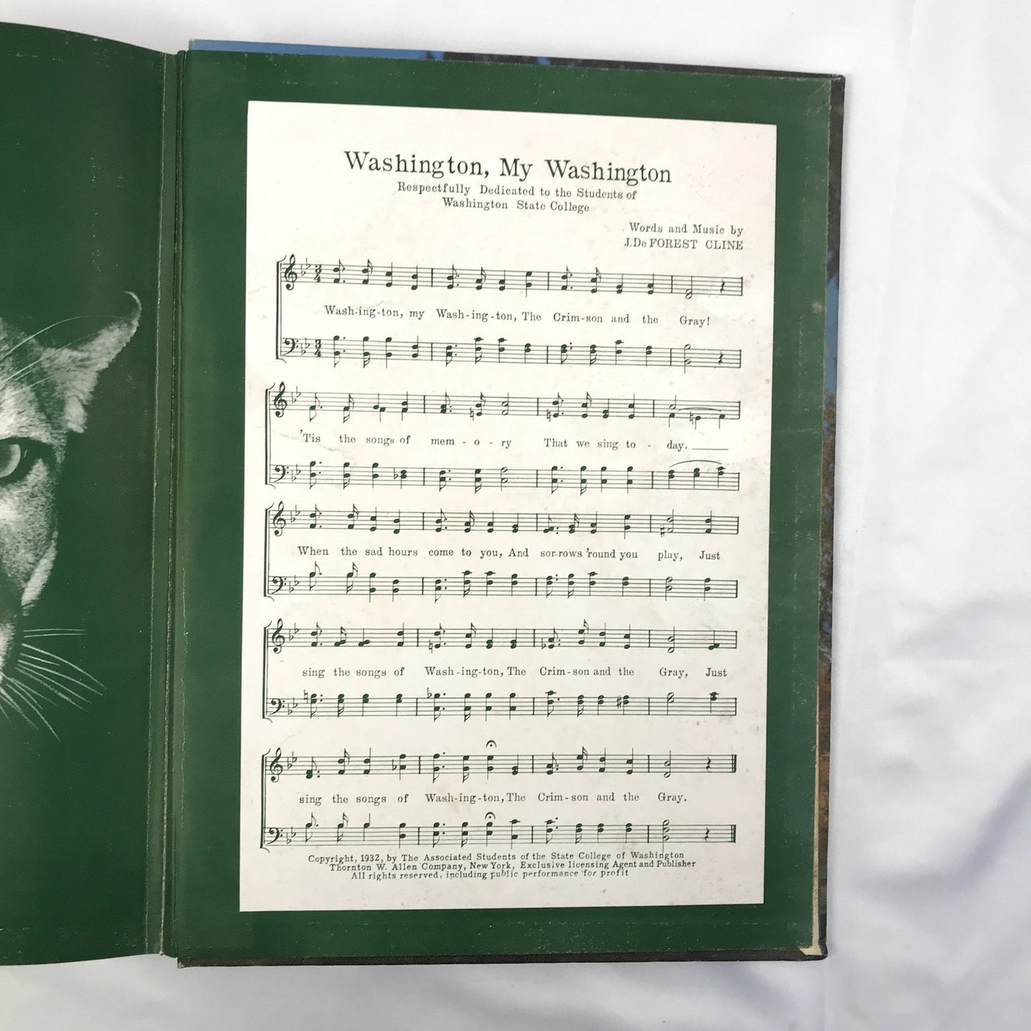 The Chinook Illustrated Annual Yearbook by State College of Washington 1948