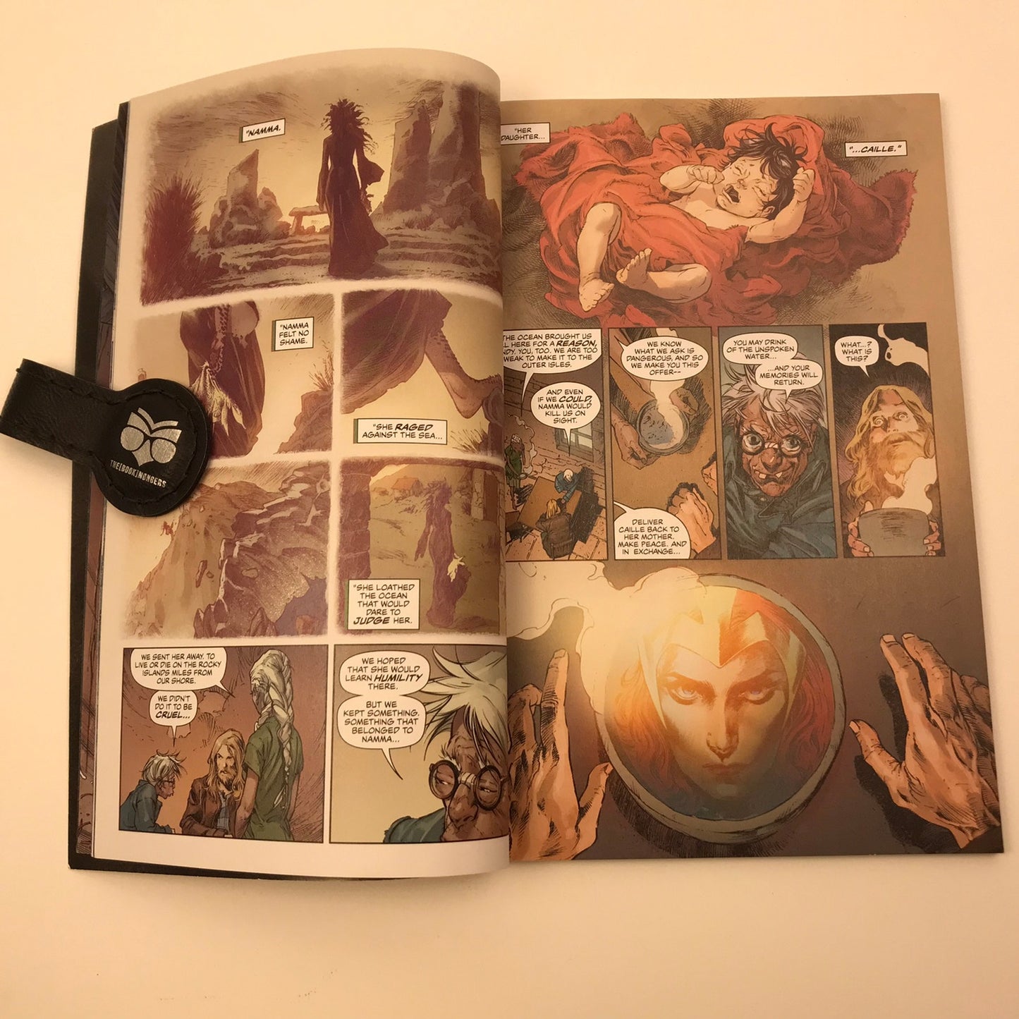 Aquaman Vol 1: Unspoken Water by Kelly Sue DeConnick Advance Reader's Copy Comic