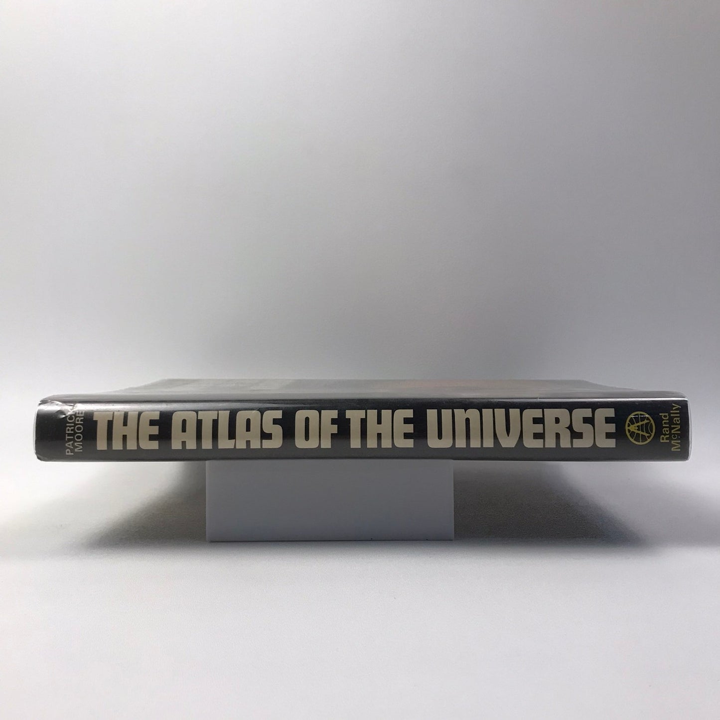The Atlas of The Universe Patrick Moore Environment Space Astronomy Physics 1970