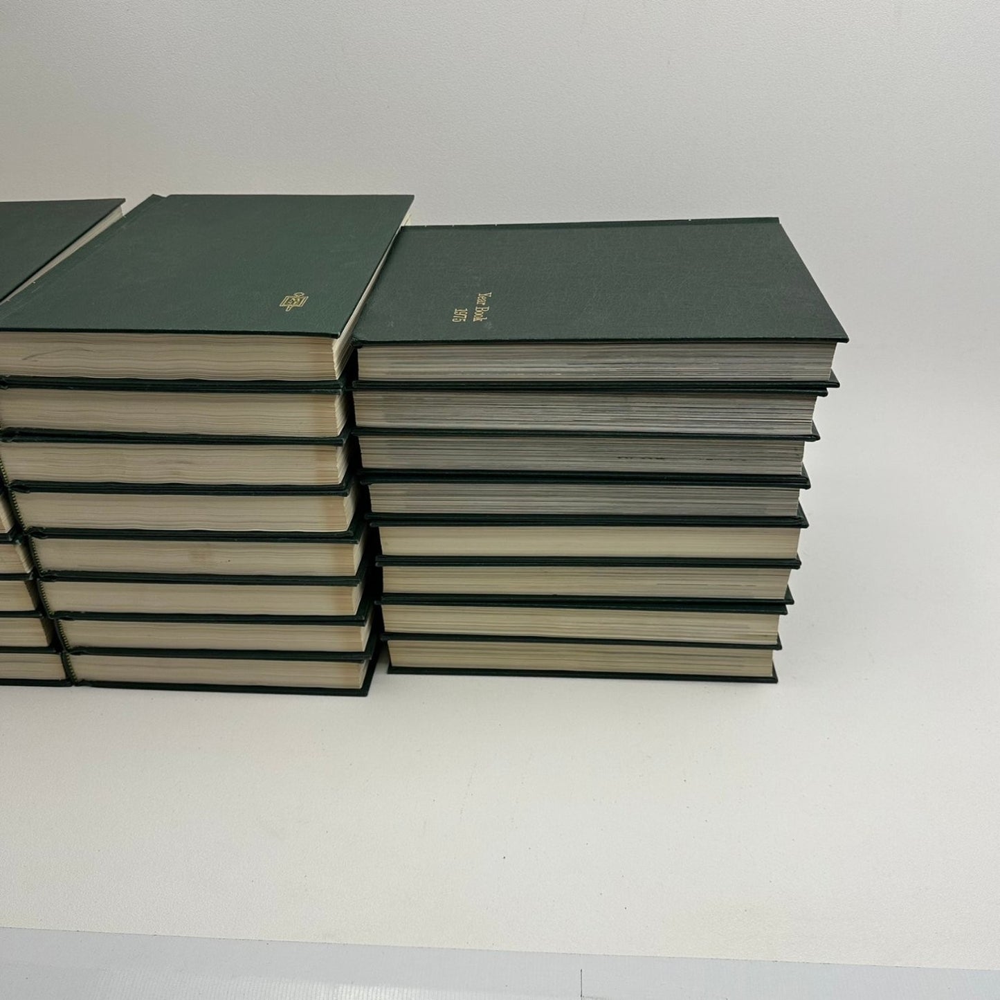 Merit Students Encyclopedia 1971 Full Set 20 Volumes + 3 Yearbooks