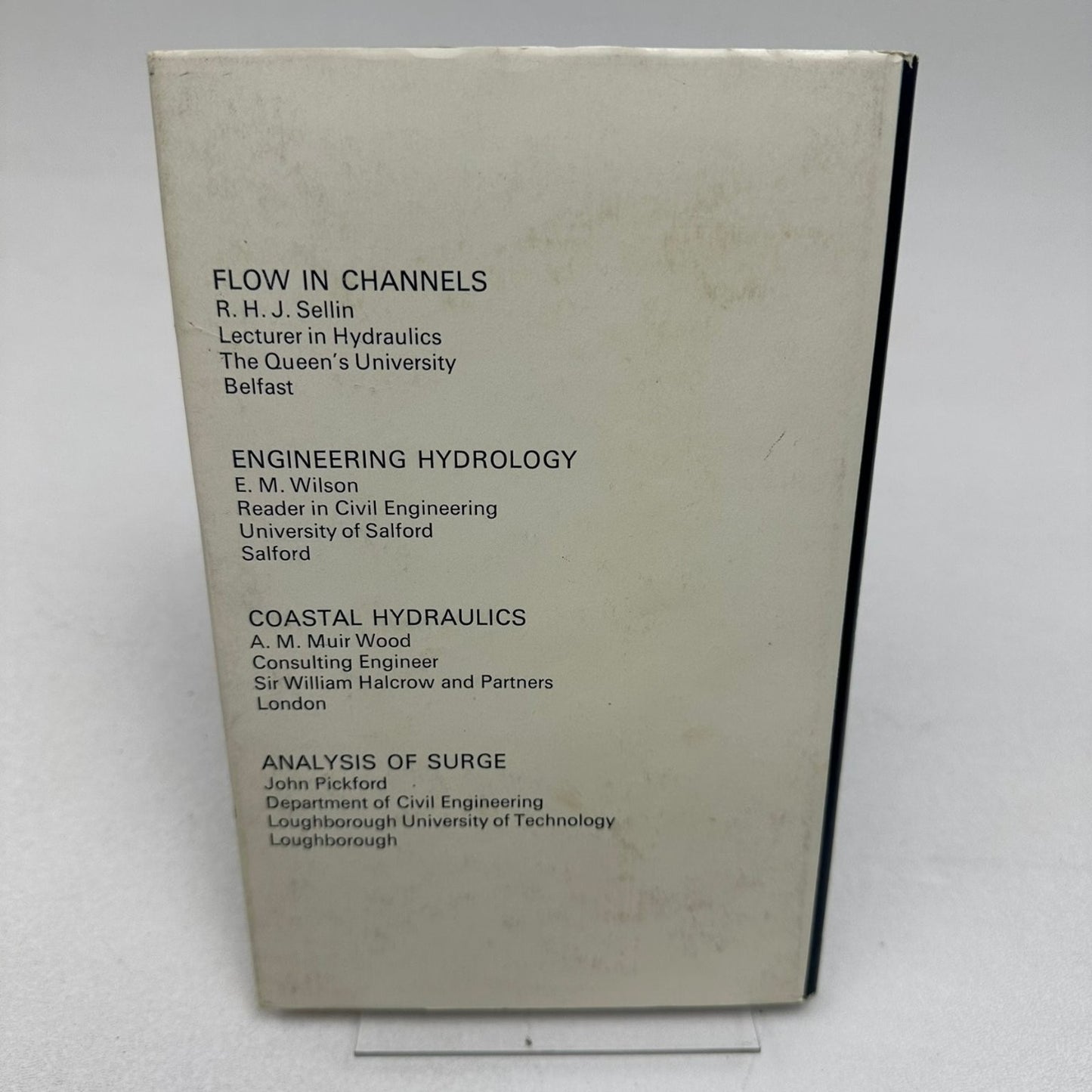 Flow in Channels R. H. J. Sellin 1970 Hydraulics Engineering Gordon and Breach