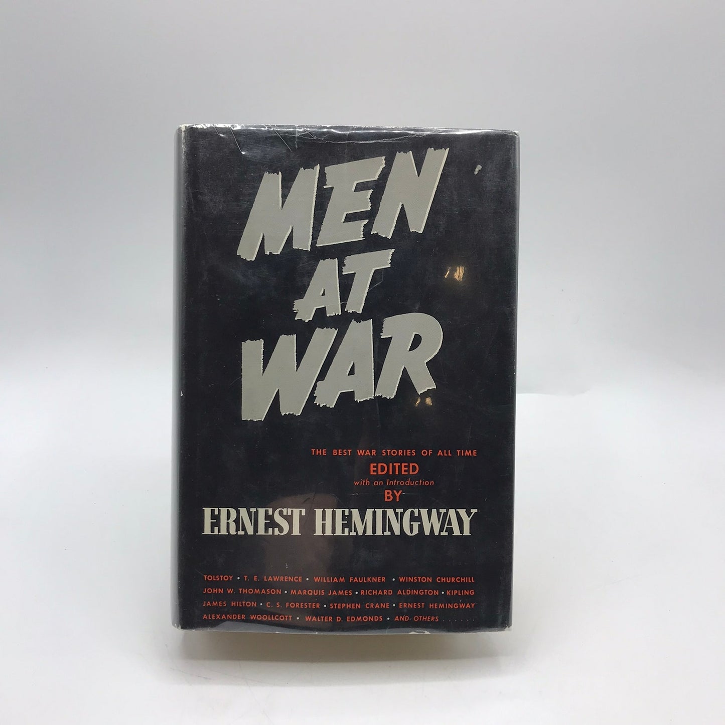 Men at War Ernest Hemingway Military Combat WWII Anthology Short Stories History
