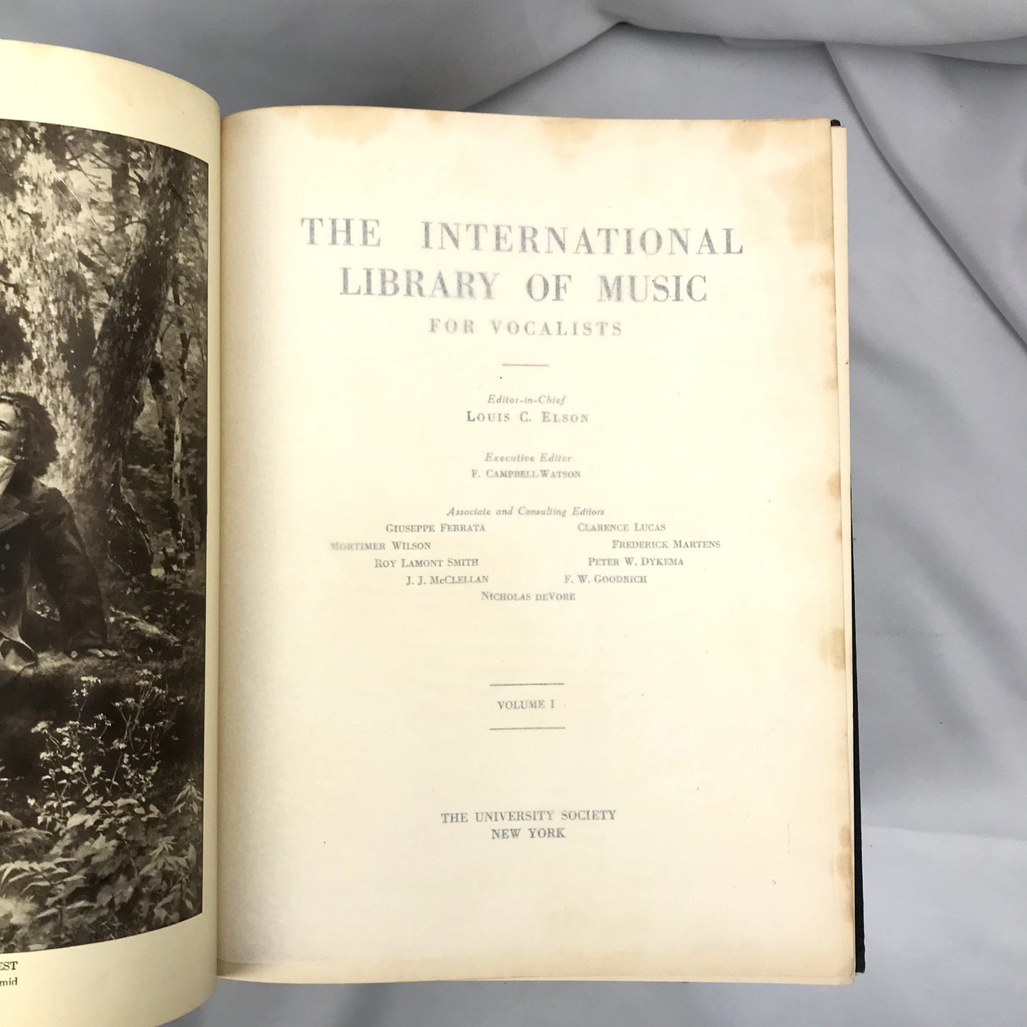 The International Library of Music for Vocalists Lot of 9 Hardcover Books 1925