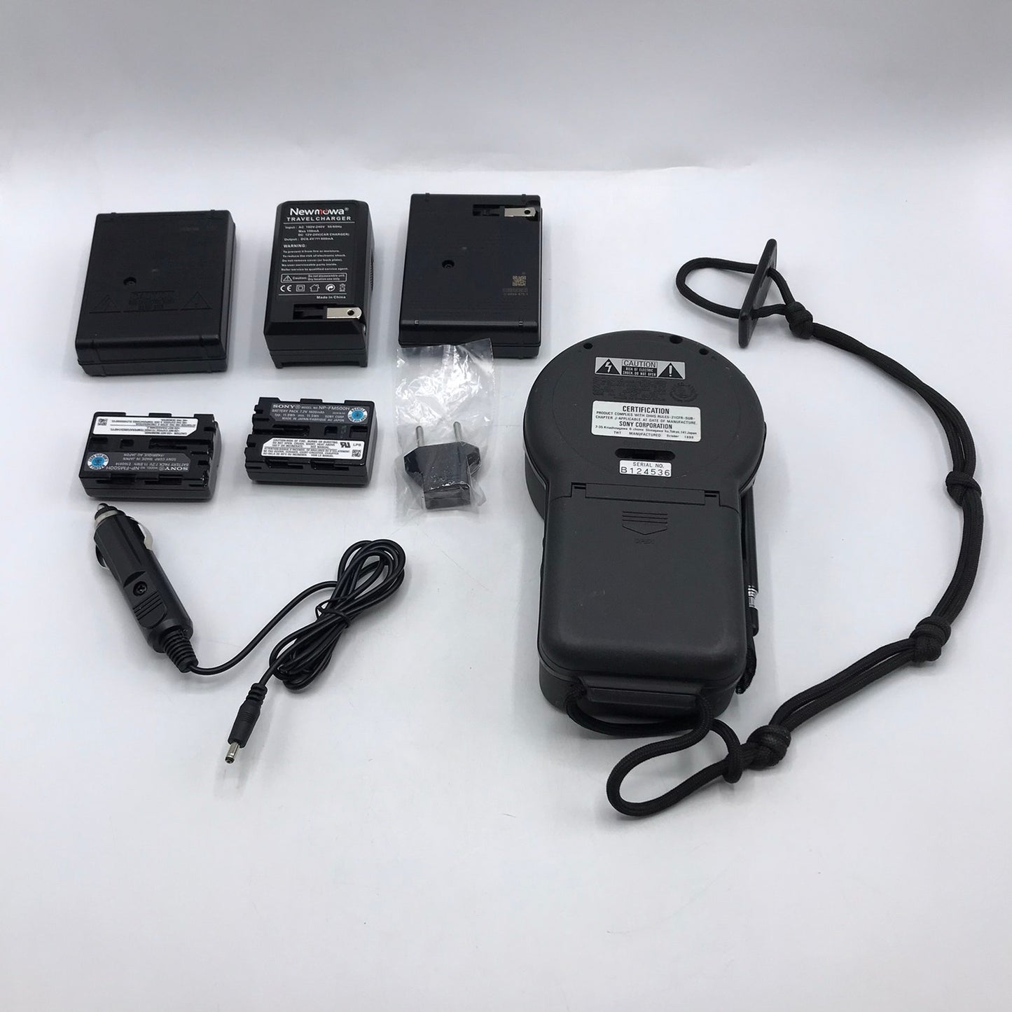 Sony Watchman FD 250 UHF VHF 2.7 Inch Display TV Screen Portable Untested 1990