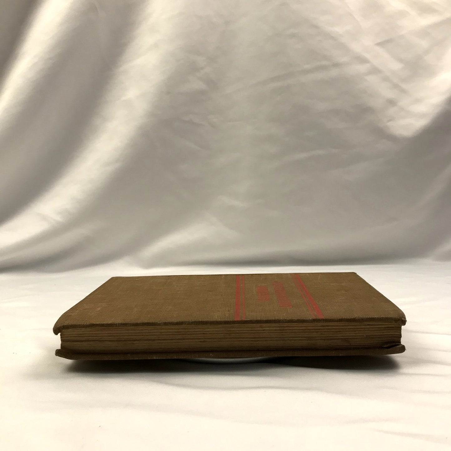 Government Hunter Hardcover Illustrated Book by Montgomery M. Atwater 1940