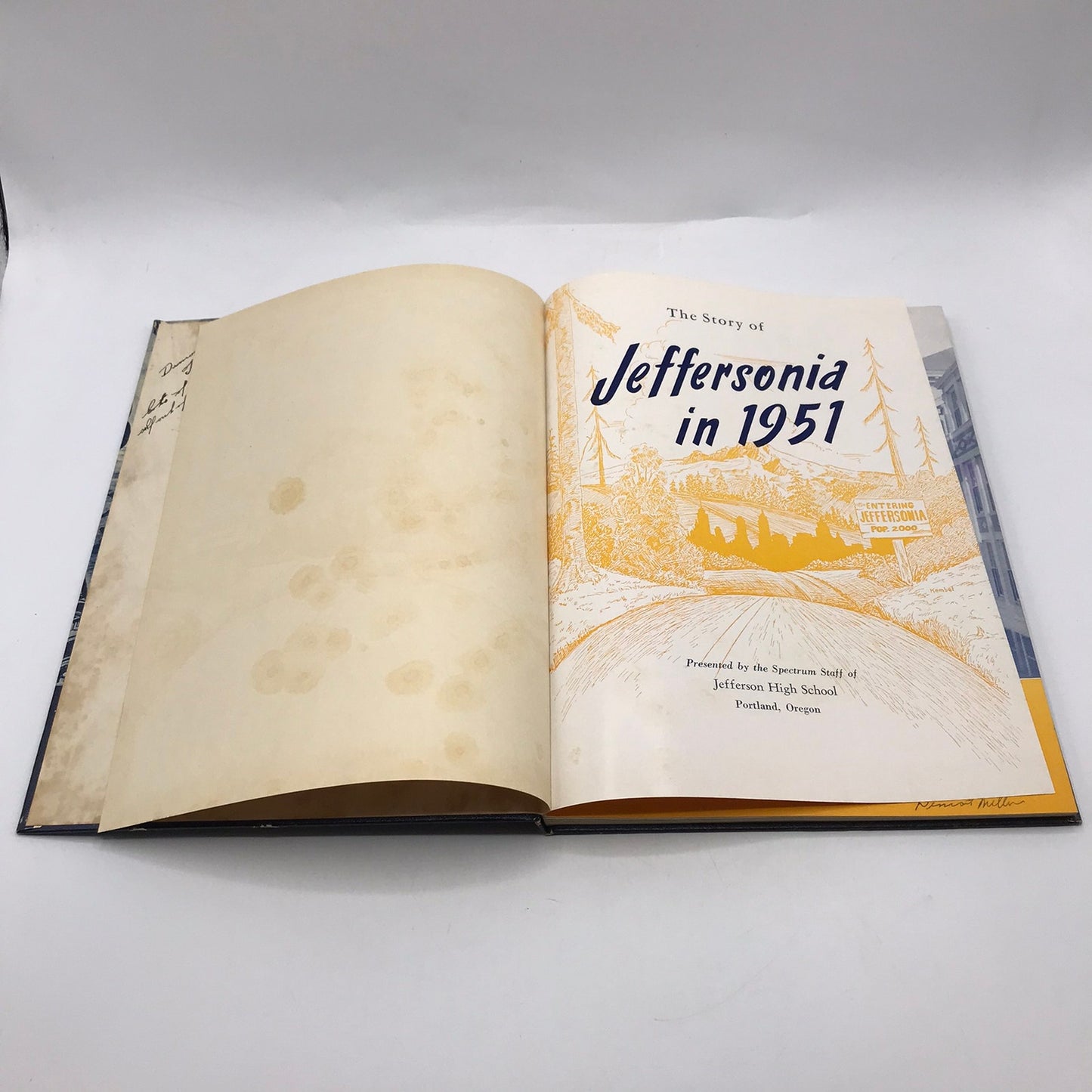 Spectrum 1951 The Story of Jefferson High School Portland Oregon Yearbook