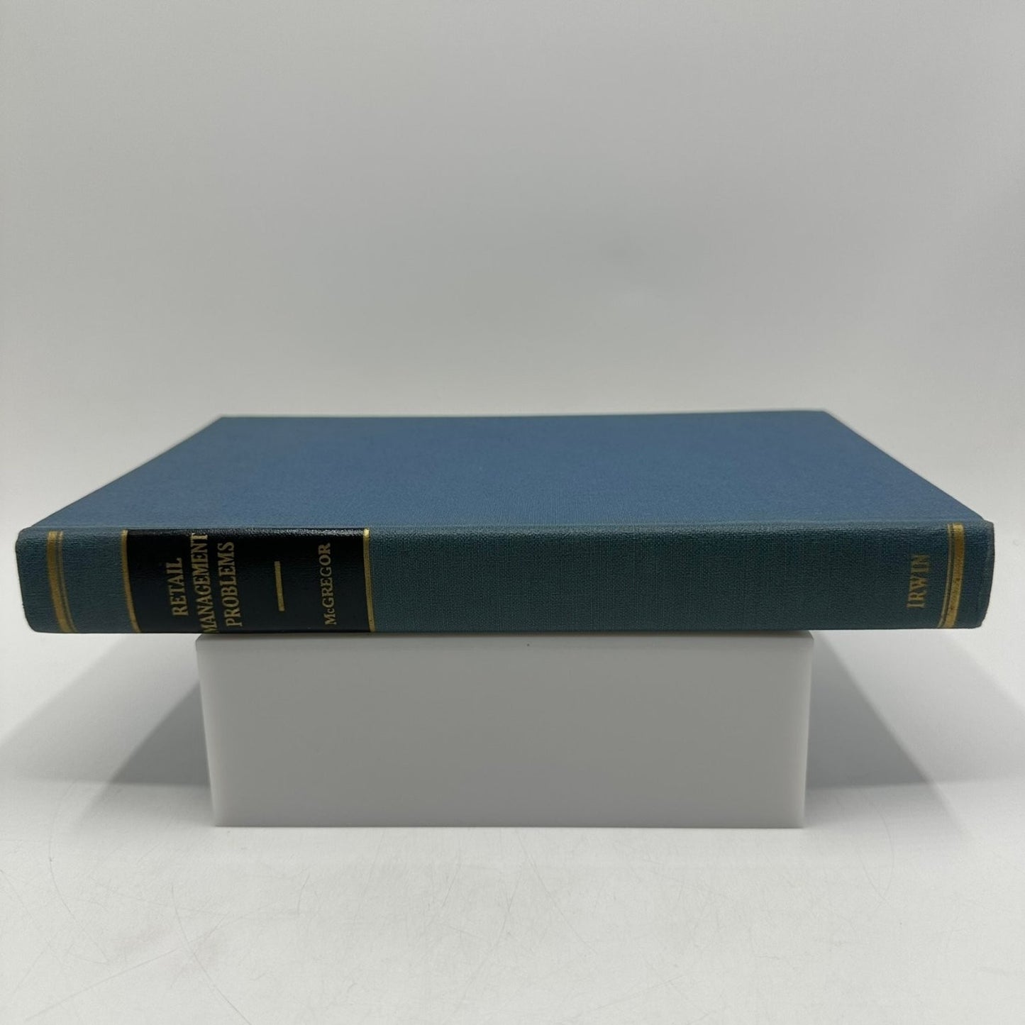 Retail Management Problems C. H. McGregor 1953 First Printing Business Irwin
