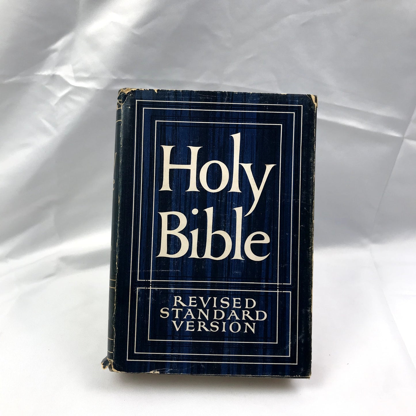 The Holy Bible Containing Old and New Testaments Revised Standard Version 1952