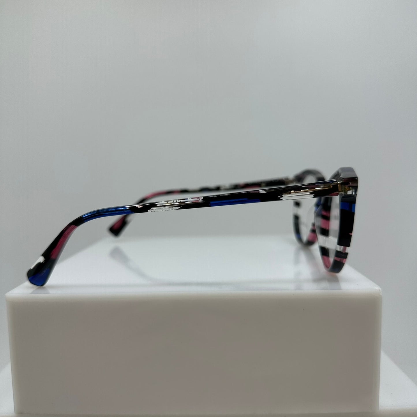 Alain Mikli A03069 015 Rose Blue Stained Glass Black White Womens 54-17-140