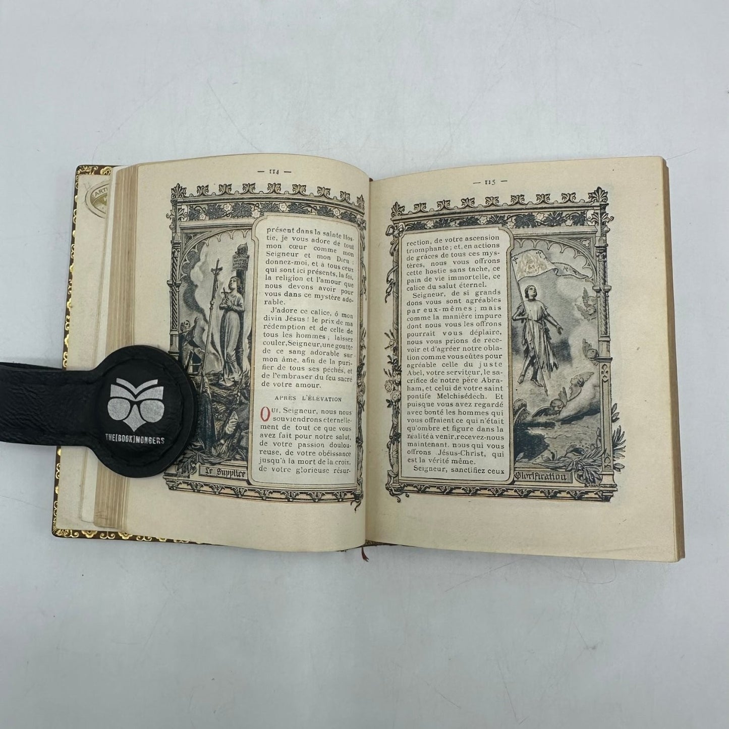 Missel de Sainte Jeanne d'Arc Illustrated Gilt Edges Leather Book Nouvelle Ed