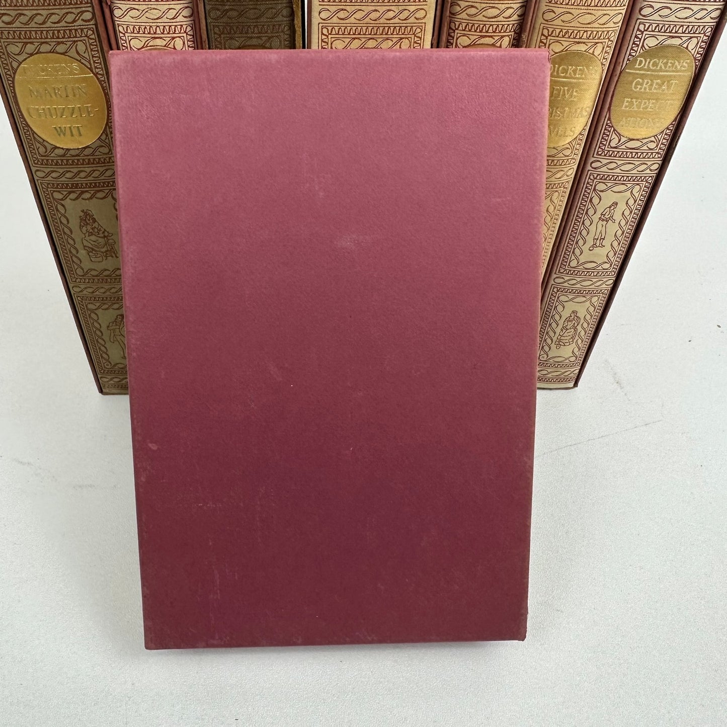 Charles Dickens 8 Volume Set in Slipcases Classic Historical Literature Fiction