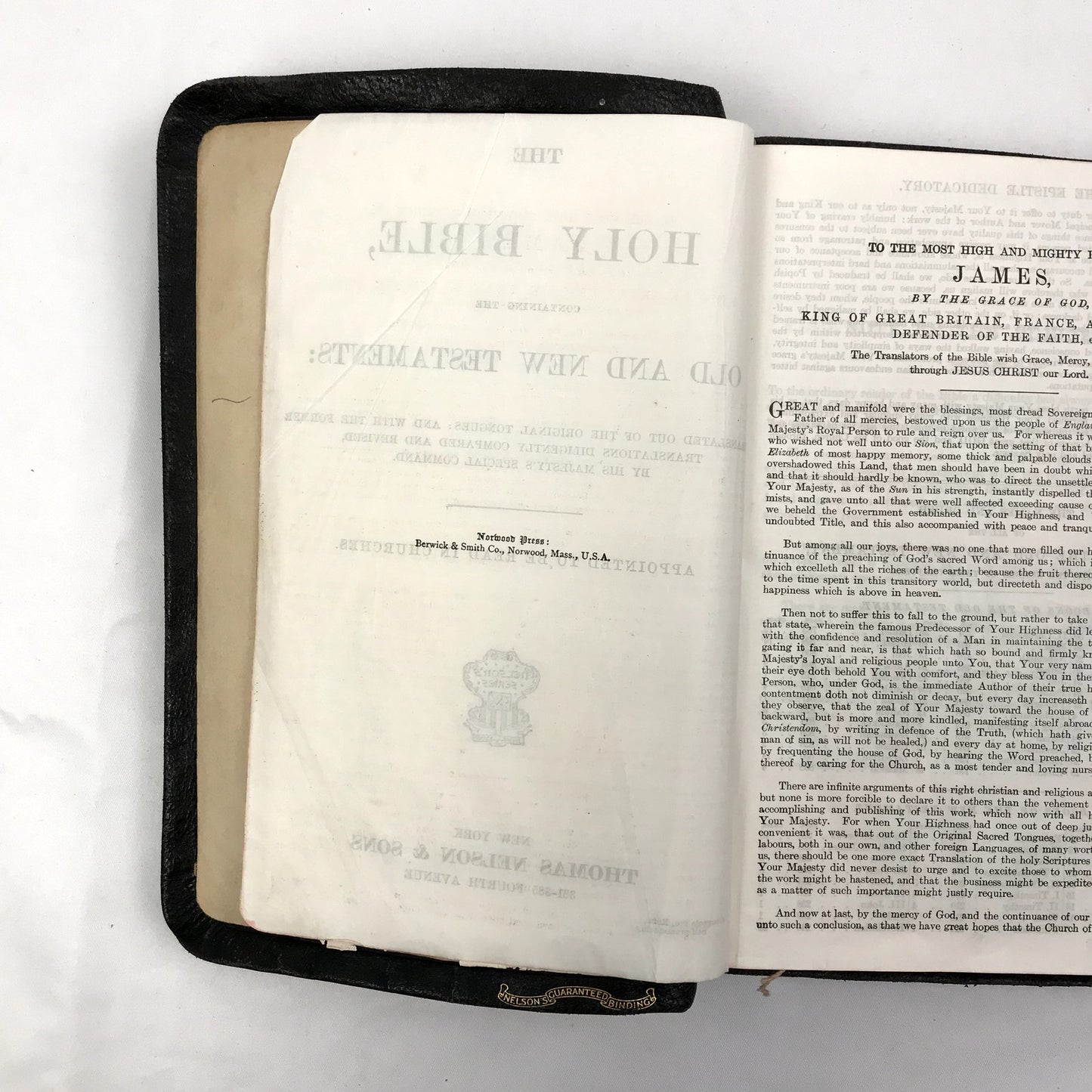 The Holy Bible The Old & New Testaments Bourgeois 8vo Self-Pronouncing 1920's