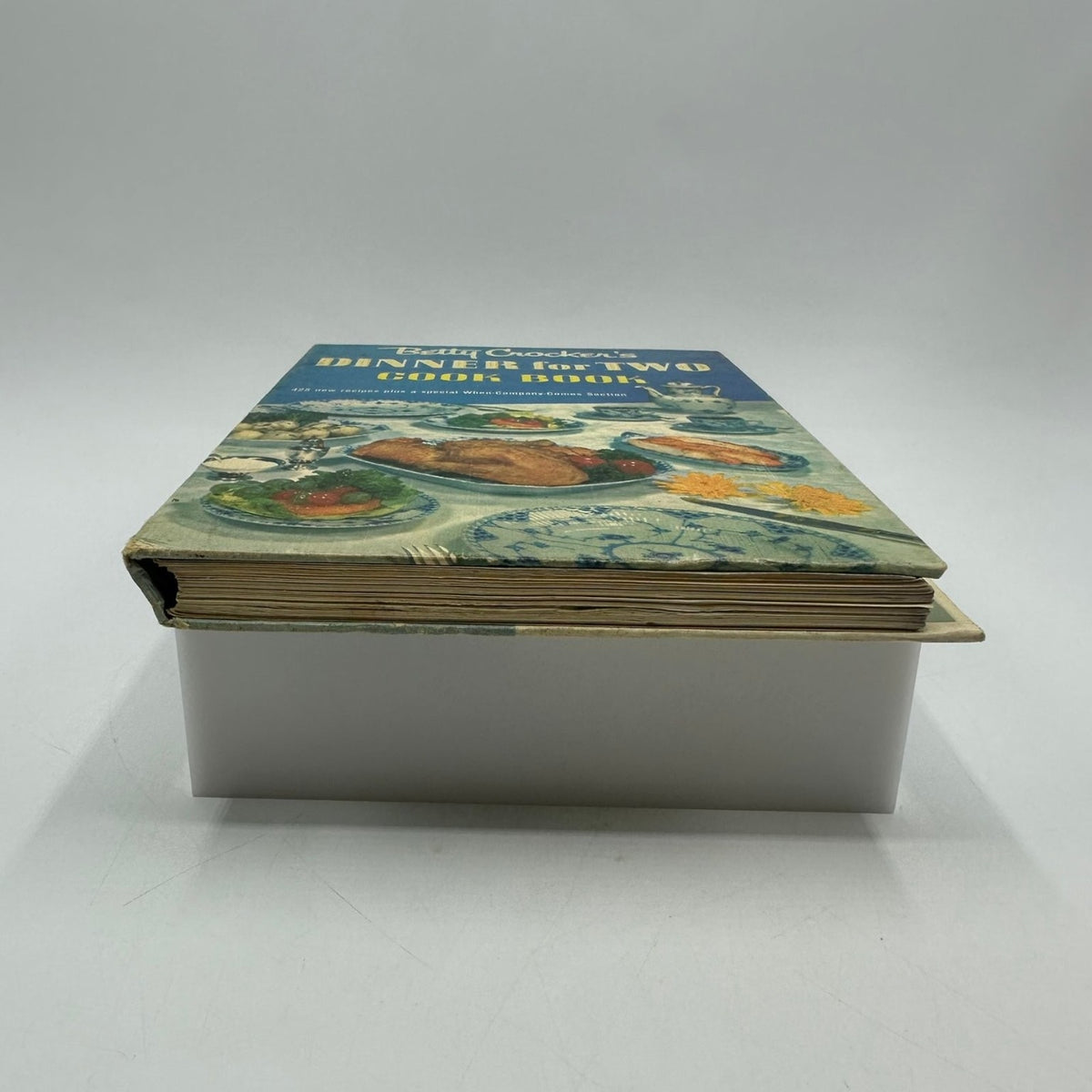 Betty Crocker's Dinner for Two Cookbook 1958 1st Edition Charles Harper MCM