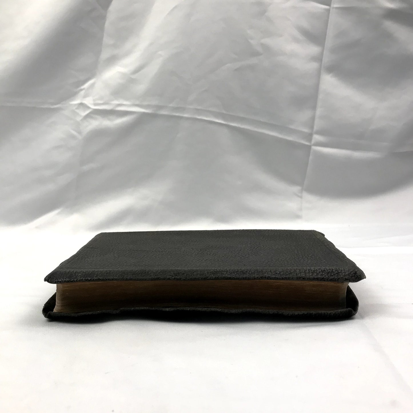 The Holy Bible The Old & New Testaments Bourgeois 8vo Self-Pronouncing 1920's