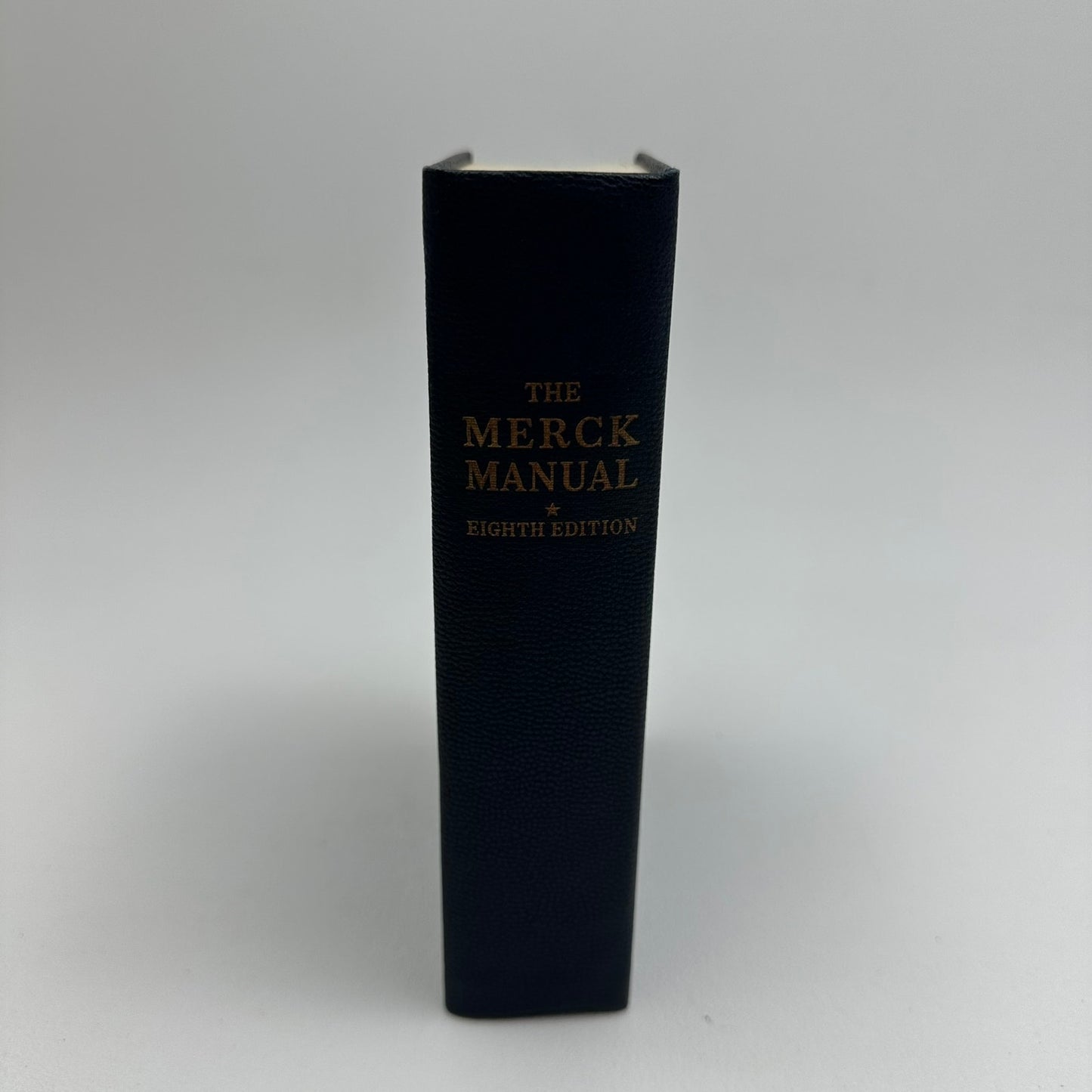 The Merck Manual of Diagnosis and Therapy Medicine Medical Reference 8th Edition