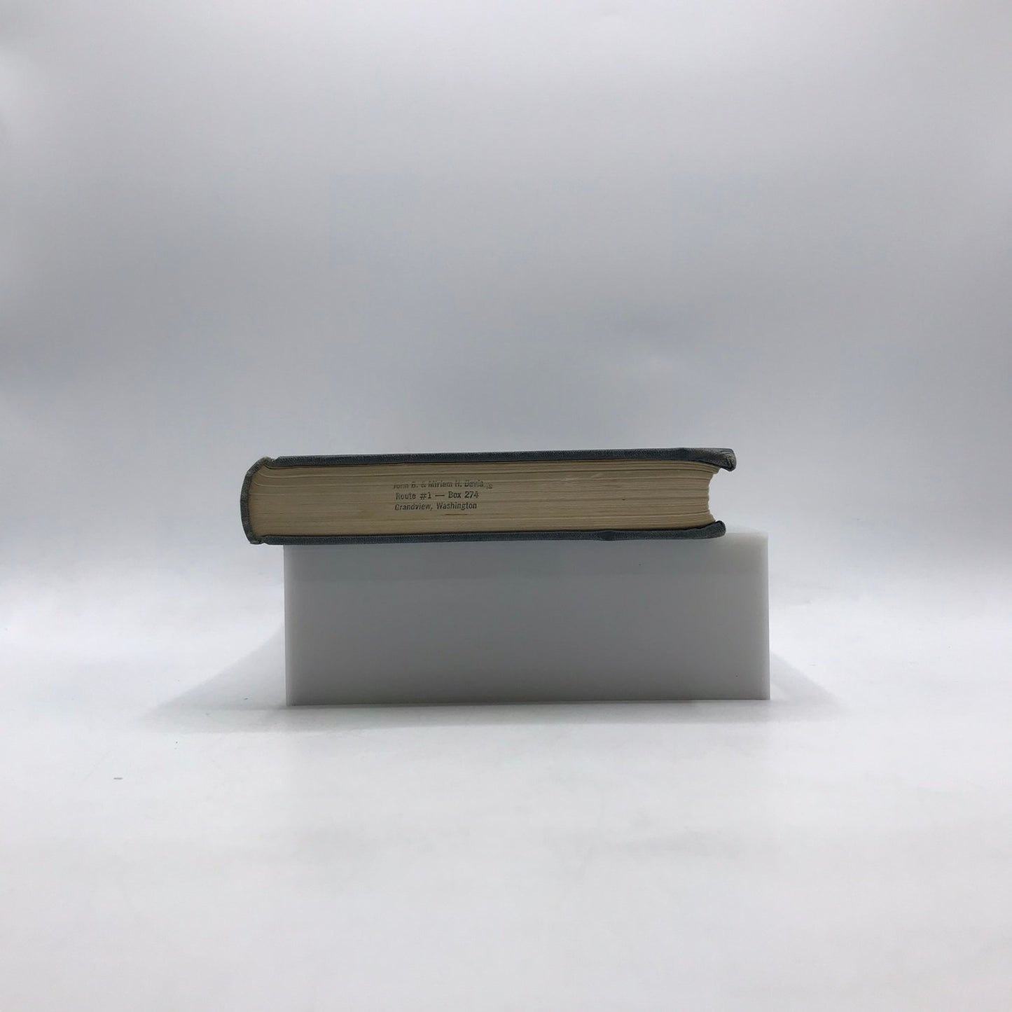 The Umatilla Trail Pioneer Days in Washington Territory SIGNED Helga A Travis