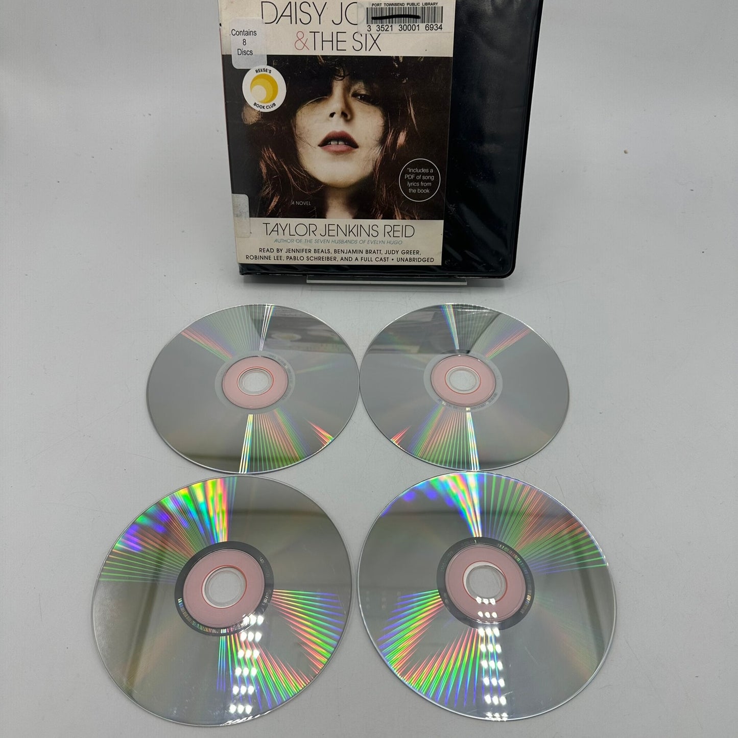 Daisy Jones and the Six A Novel by Taylor Jenkins Reid Audiobook with 8 CD Discs