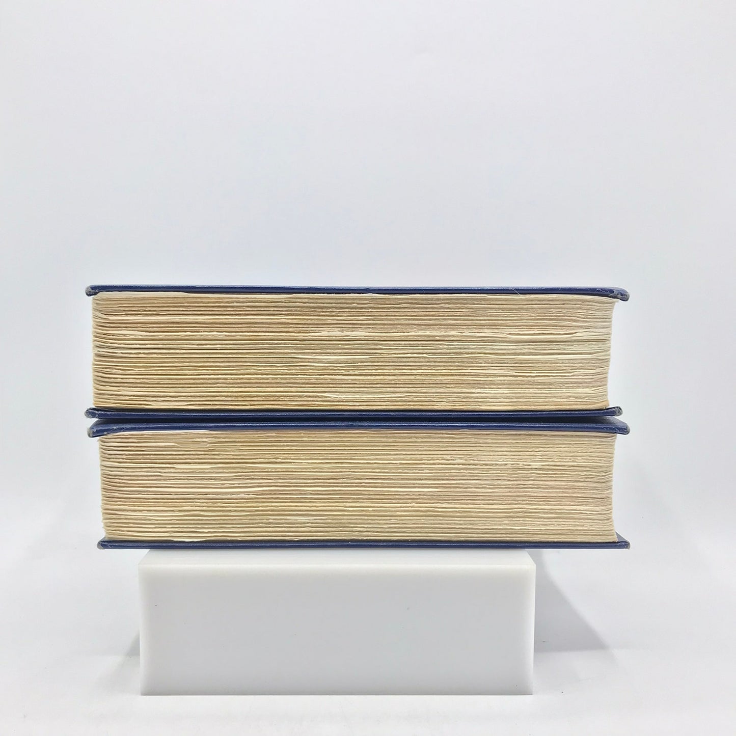 The Glory and The Dream Volumes 1 and 2 William Manchester American History